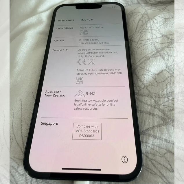 iPhone 13, 128 ГБ, SIM + eSIM