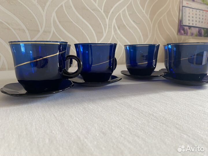 Чашки с блюдцем 6 штук (стекло синее)