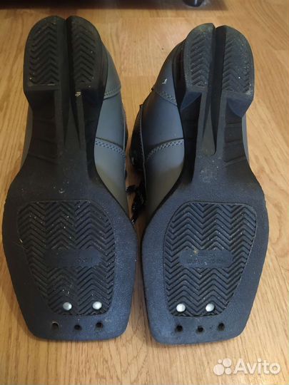 Лыжные ботинки 35 размер
