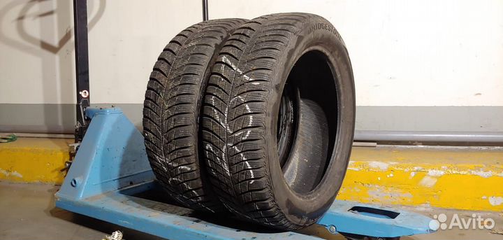 Bridgestone Blizzak LM-001 205/55 R17 95H
