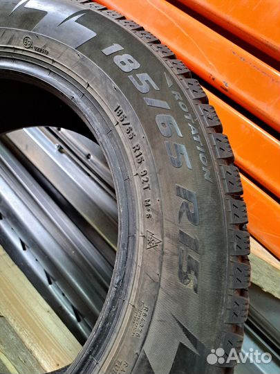 Pirelli Ice Zero 185/65 R15 92T