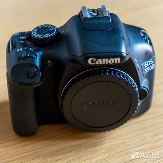 Фотоаппарат Canon 550d (body)