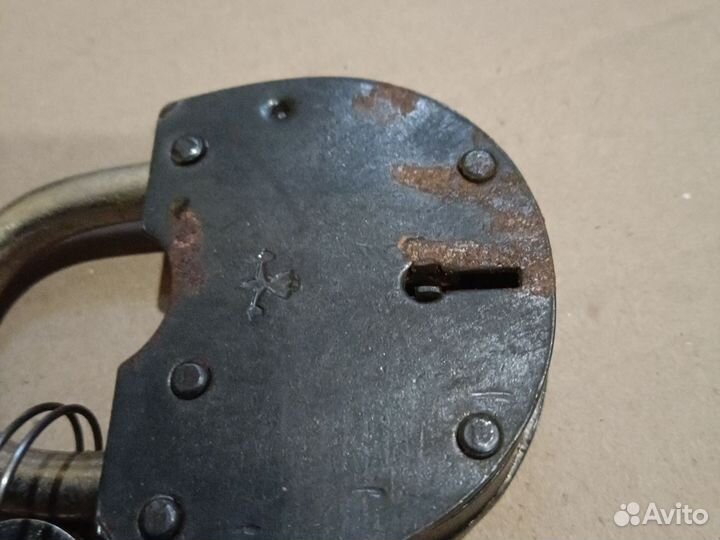 Замок висячий новый