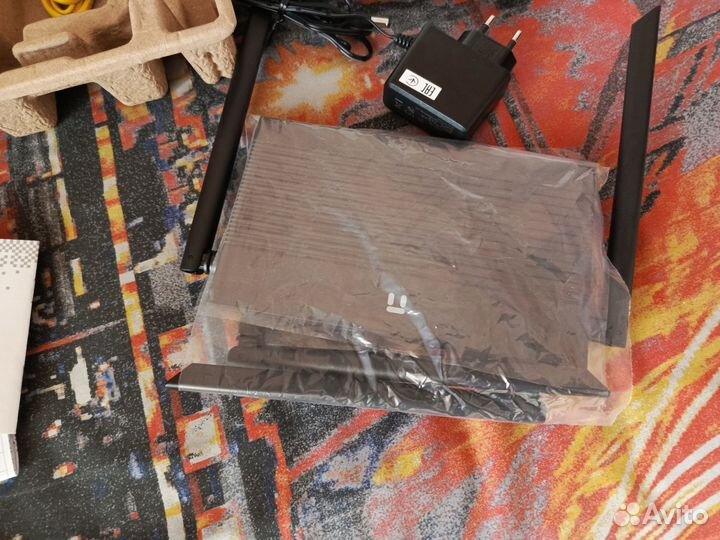 Продам роутер Netis N3