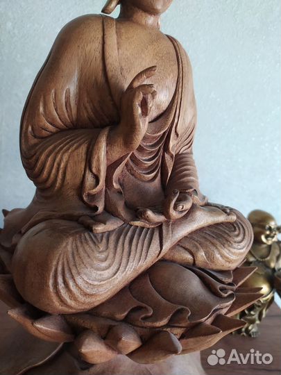 Будда на лотосе, дерево, тяжёлая