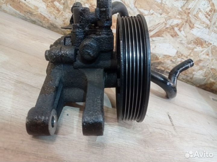 Насос гидроусилителя Hyundai Solaris sedan 1.6