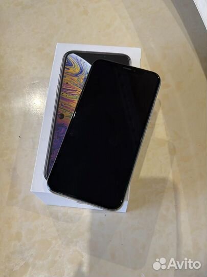 iPhone Xs, 64 ГБ