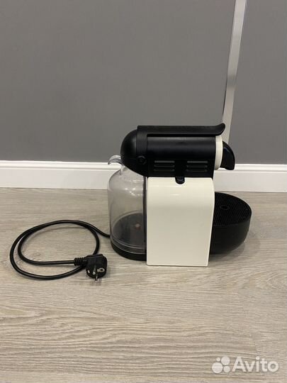 Кофемашина Nespresso Delonghi EN 97.W