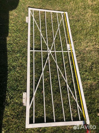 Решетка дверь