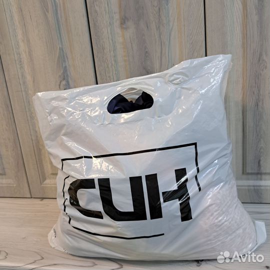 Большой пакет одежды на 44-46.Бронь