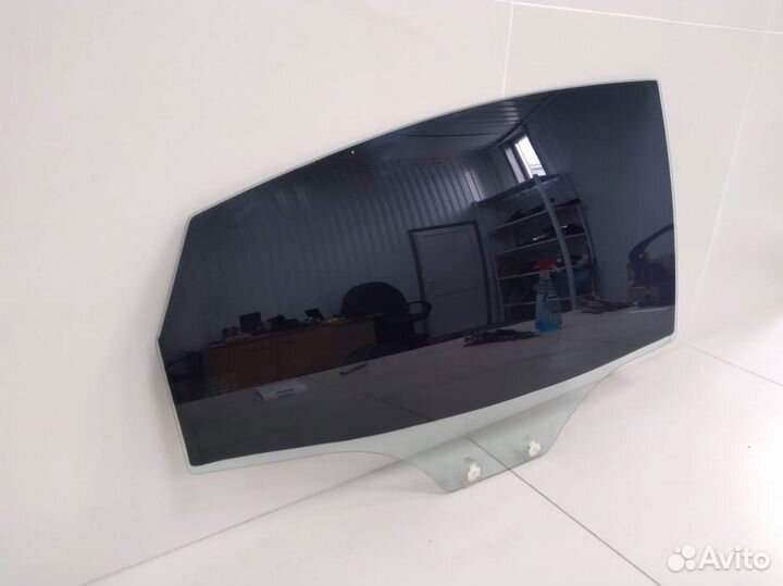 Стекло двери задней правой Hyundai Solaris 2010-20