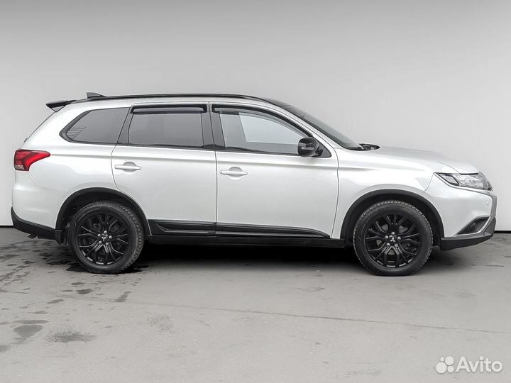 Mitsubishi Outlander 2.0 CVT, 2022, 62 904 км