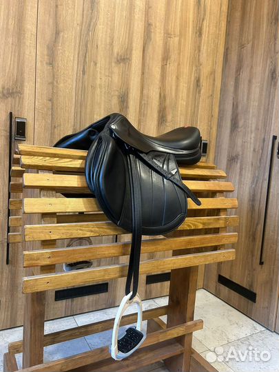 Седло Equipe Carbon