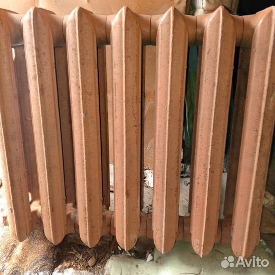 Радиатор отопления чугунный 7 секций
