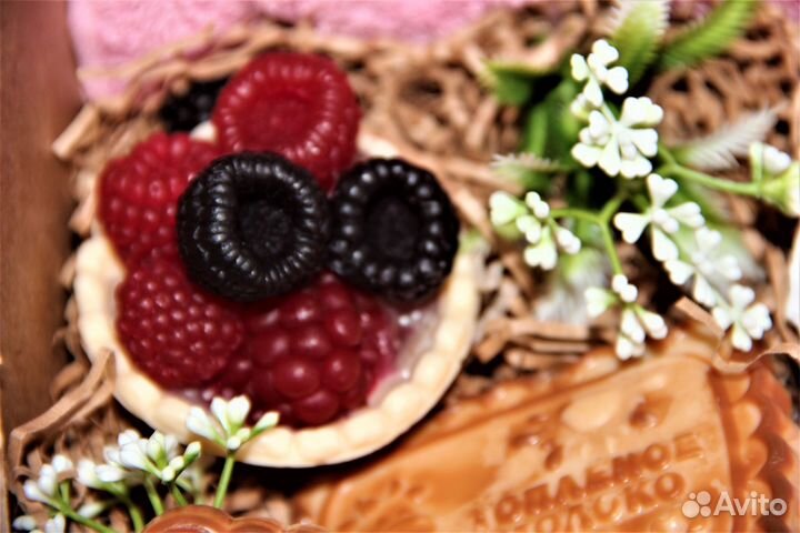 Мыло ручной работы в подарок на 8 марта