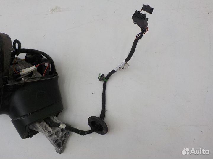 Зеркало наружное левое Volkswagen Tiguan 2016