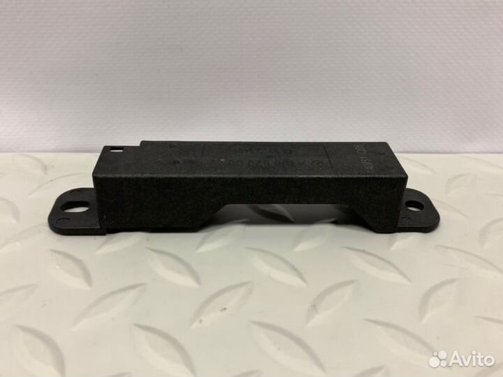 Антенна Mercedes Gle W166 3.5 дизель 2016