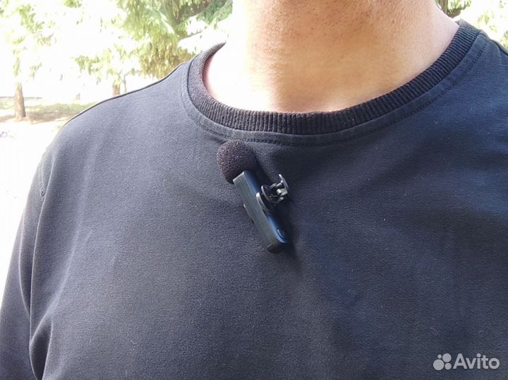 Петличный микрофон