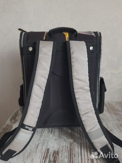 Школьный портфель