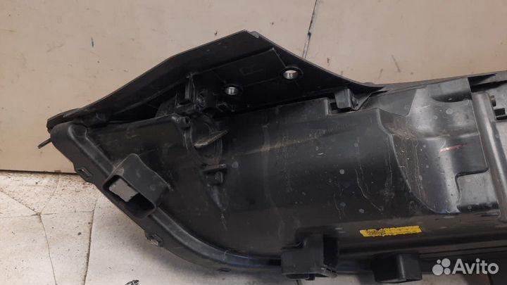 Фара правая Hyundai Tucson