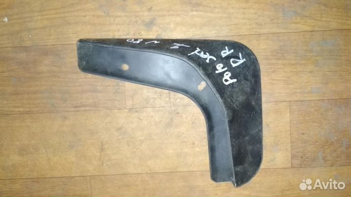 Брызговик volkswagen polo 10-20 седан