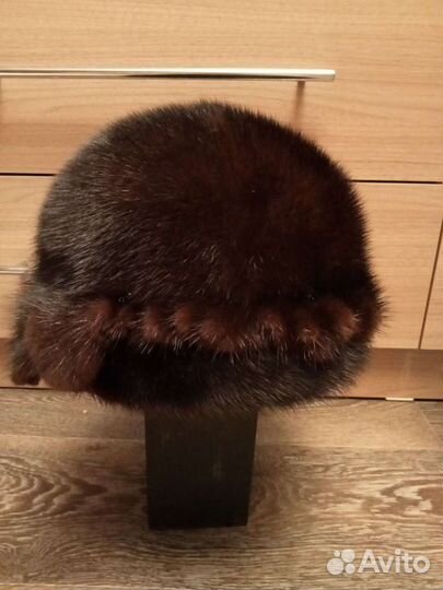 Норковые шапки-2шт,песец-ушанка