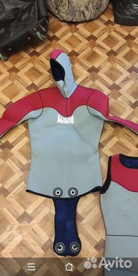 Гидрокостюм,ласты,маска,перчатки,носки,боты