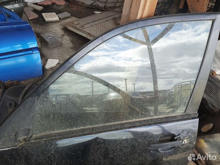 Стекло переднее левое RAV4 20