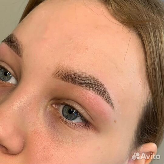 Окрашивание бровей