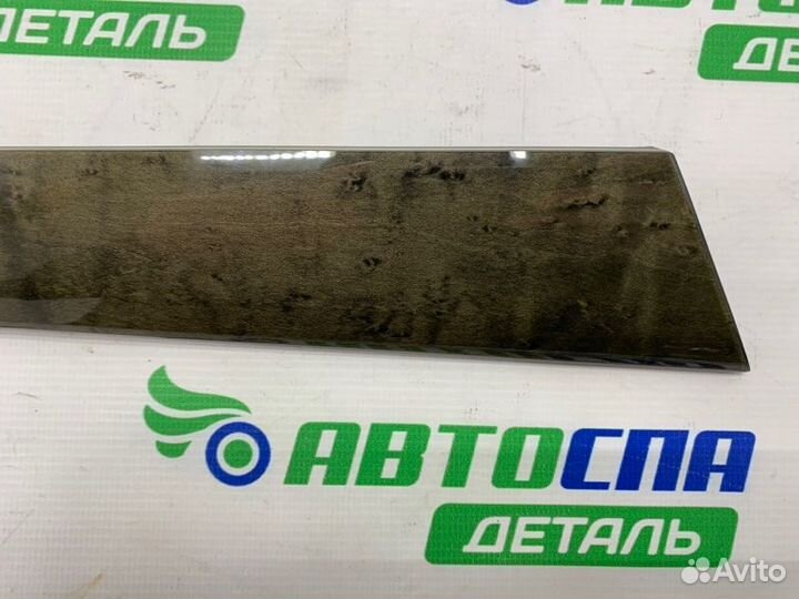 Накладка декоративная передняя левая Mercedes Benz