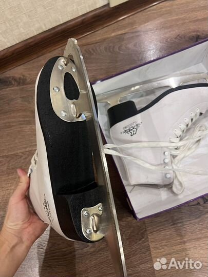 Коньки 39 размер