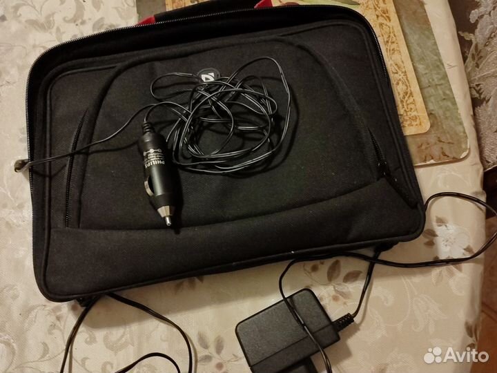 Портативный видеопроигрыватель