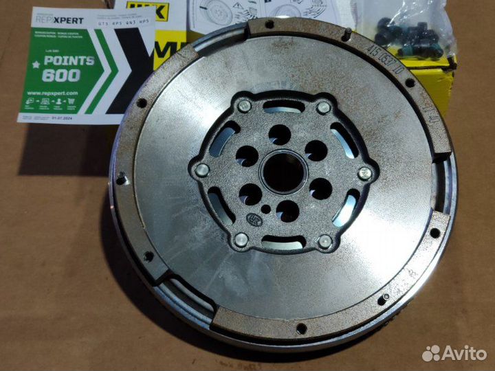 Маховик двухмассовый Luk Ford Mazda Volvo 1.6 TD