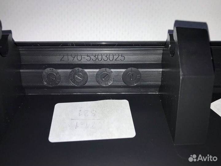 Крышка вещевого ящика 2190 Granta