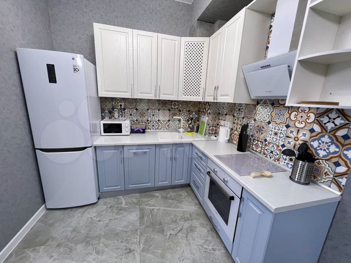 1-к. квартира, 53 м², 2/8 эт.