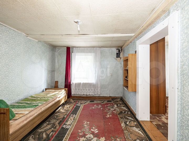 Дом 40 м² на участке 12 сот.