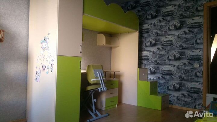 Детский уголок с кроватью