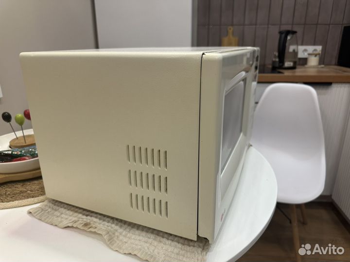 Микроволновая печь LG MS-1904H