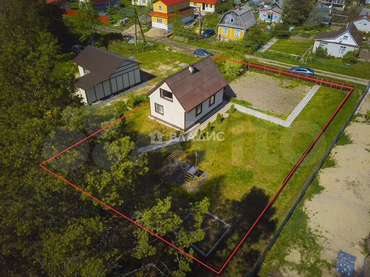 Дом 54 м² на участке 6 сот.