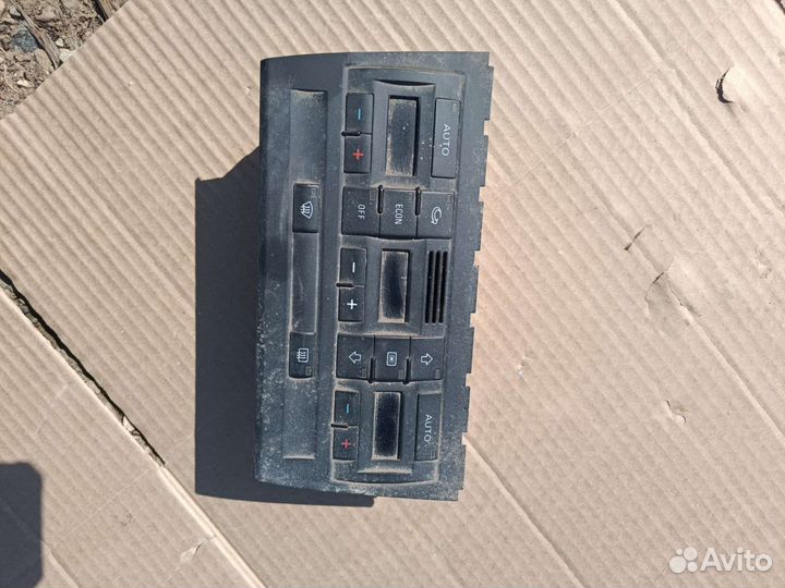 Блок управления климатом Audi A4 B7