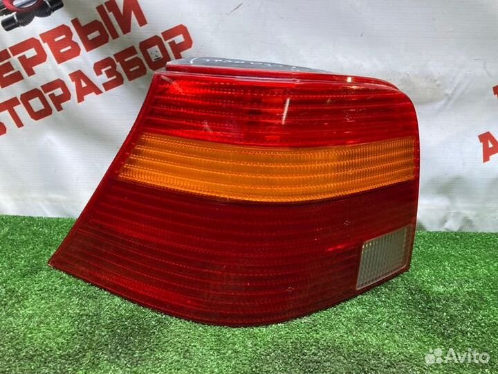 Фонарь Volkswagen Golf 4 1997-2005