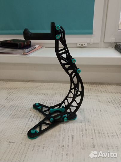 Стойка для игровой гарнитуры