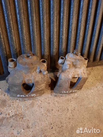 Тормозной суппорт Skoda Octavia Tour