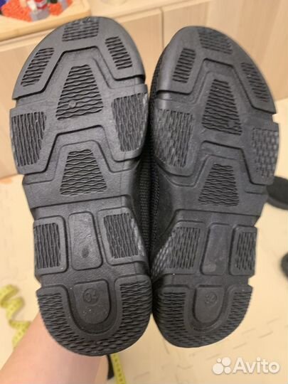 Кроссовки детские