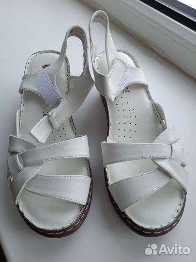 Босоножки женские 38 размер натуральная кожа новые