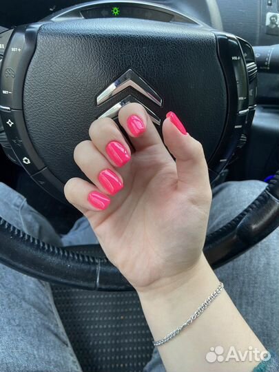 Маникюр на дому