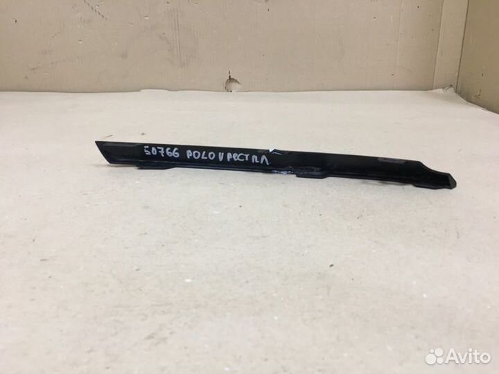 Накладка бампера передняя левая Volkswagen Polo
