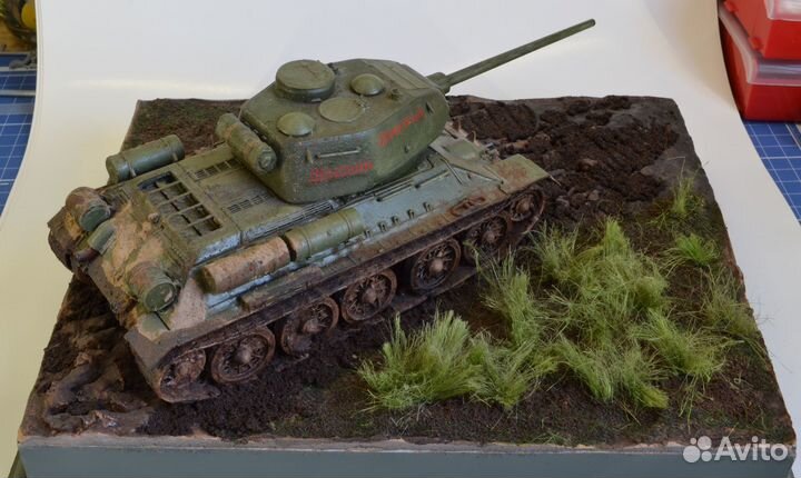 Стендовая модель Т-34-85 ARK Models