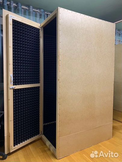 Акустическая кабина