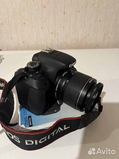 Зеркальный фотоаппарат canon eos 600D